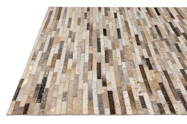 Detail image of 5' 1 x 8' 2 Cowhide - Patchwork Rug