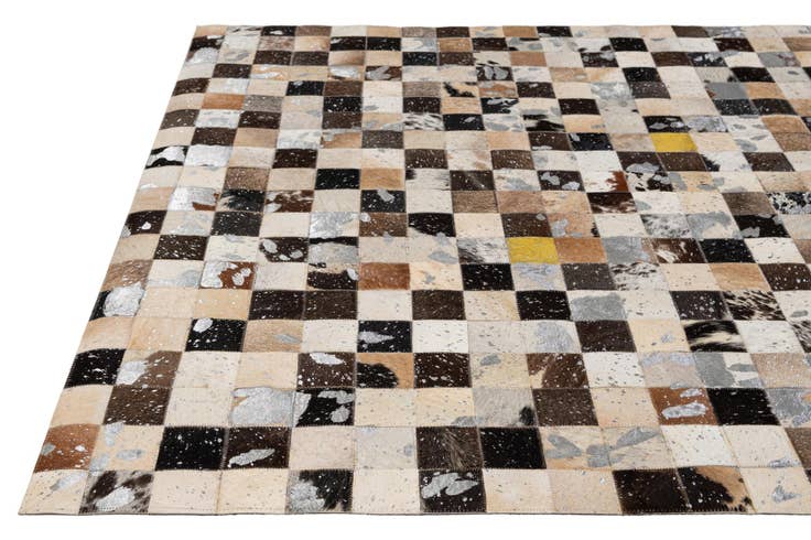 Detail image of 5' 1 x 8' Cowhide - Patchwork Rug