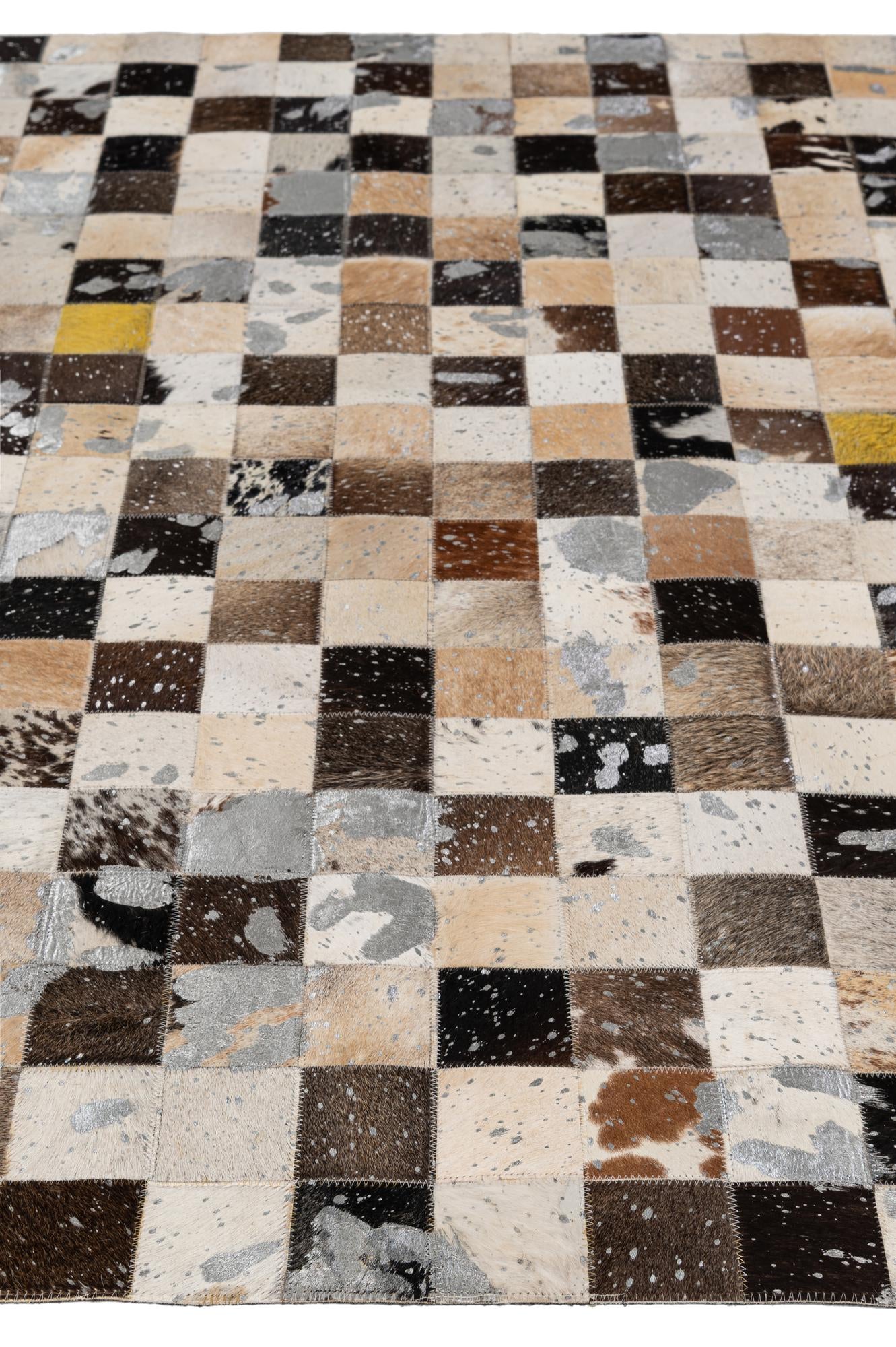 5' 1 x 8' Cowhide - Patchwork Rug