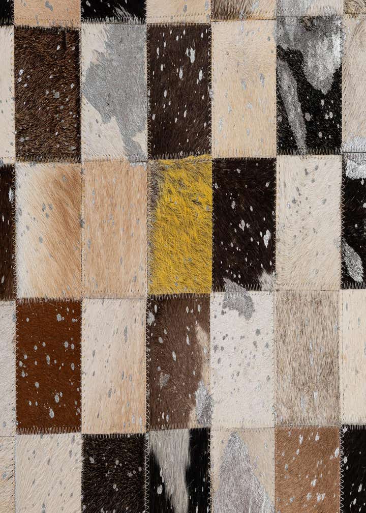 5' 1 x 8' Cowhide - Patchwork Rug