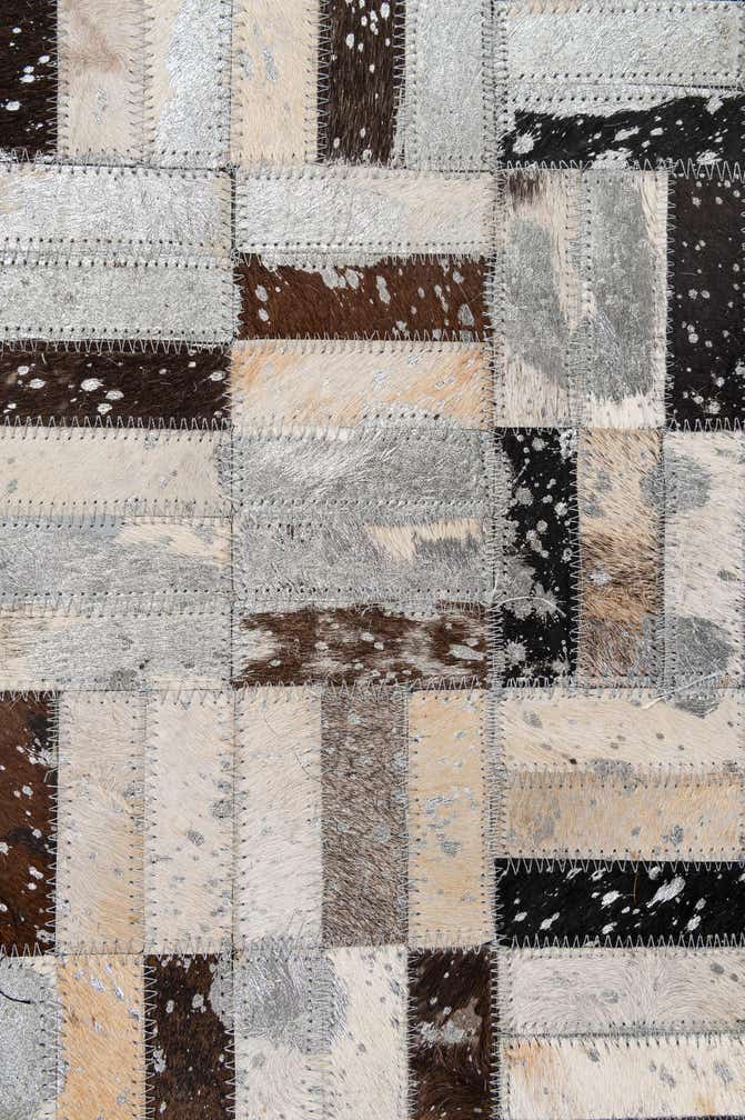 5' x 7' 10 Cowhide - Patchwork Rug