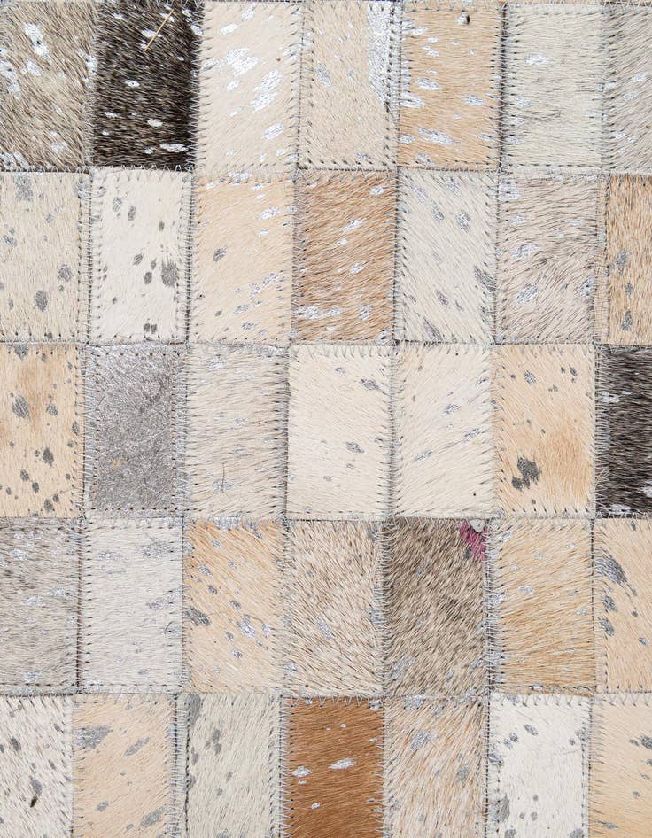 Detail image of 5' 2 x 7' 11 Cowhide - Patchwork Rug