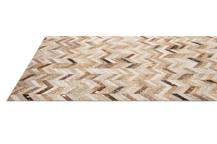 5' 1 x 8' Cowhide - Patchwork Rug