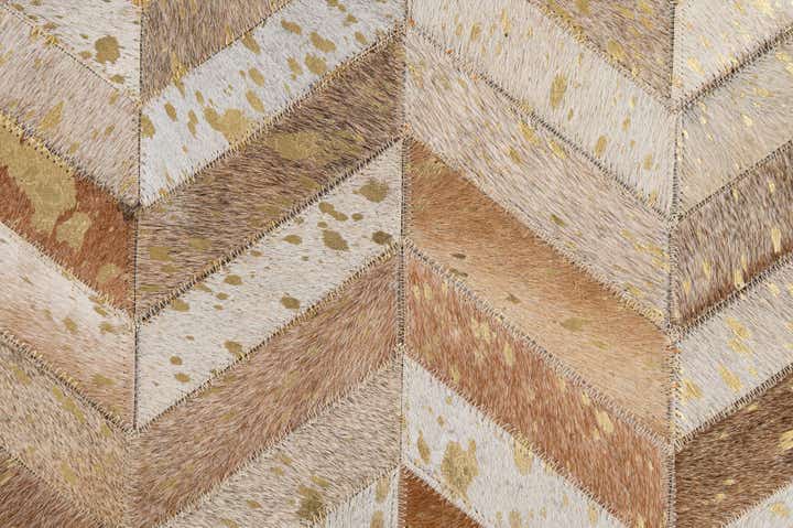 5' 1 x 8' Cowhide - Patchwork Rug