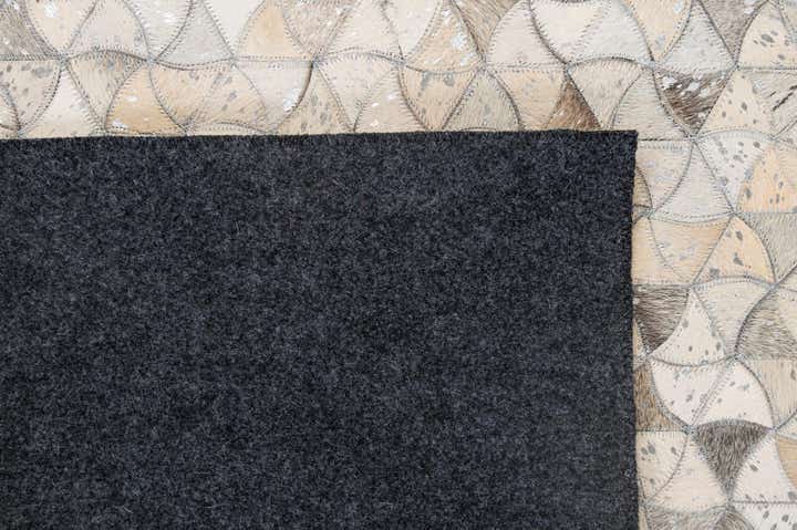 5' x 8' Cowhide - Patchwork Rug