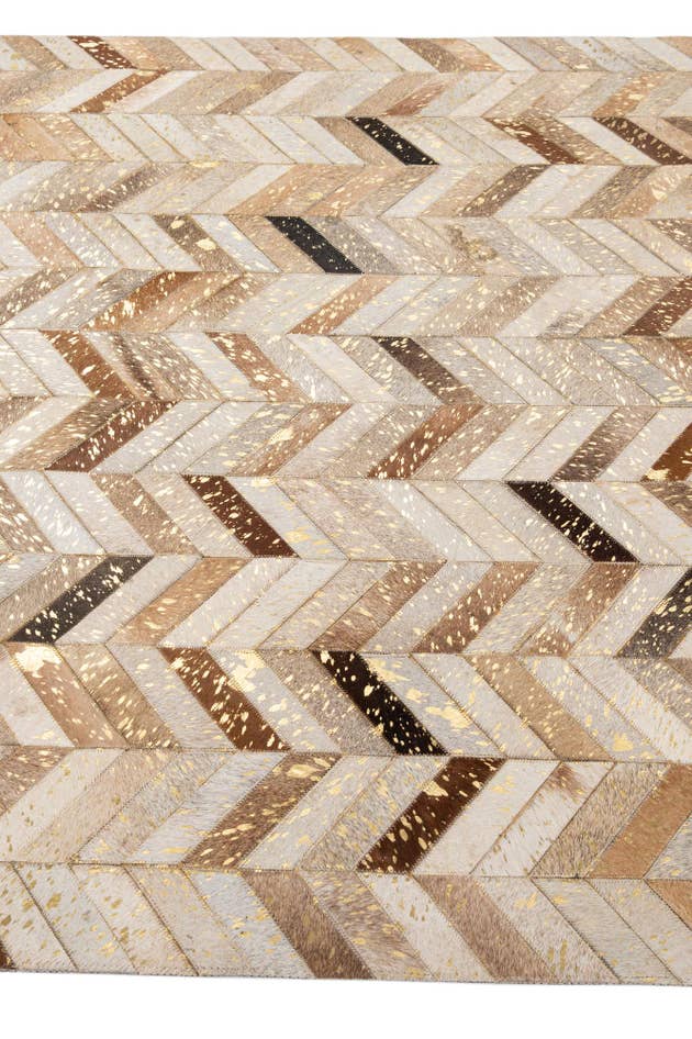 Detail image of 5' 1 x 8' 1 Cowhide - Patchwork Rug