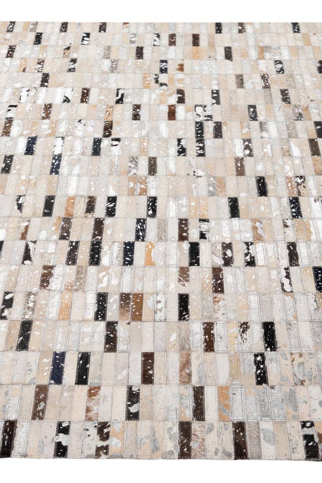 Detail image of 5' x 8' Cowhide - Patchwork Rug
