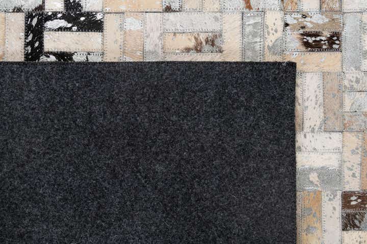 5' x 7' 11 Cowhide - Patchwork Rug