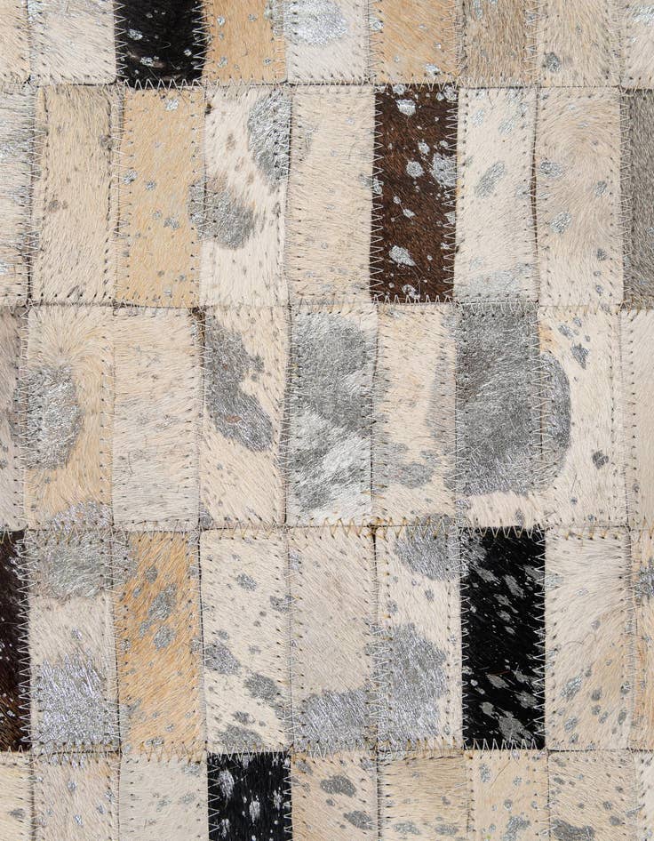 Detail image of 5' 3 x 8' 2 Cowhide - Patchwork Rug