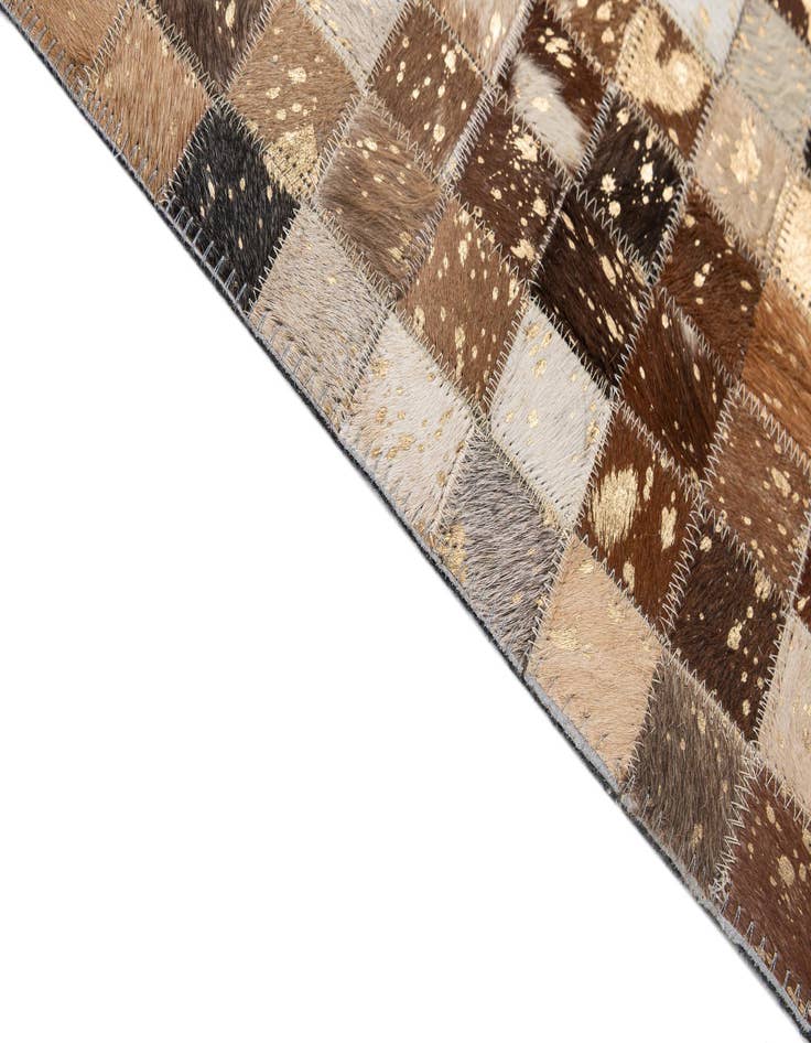 Detail image of 5' 1 x 7' 11 Cowhide - Patchwork Rug