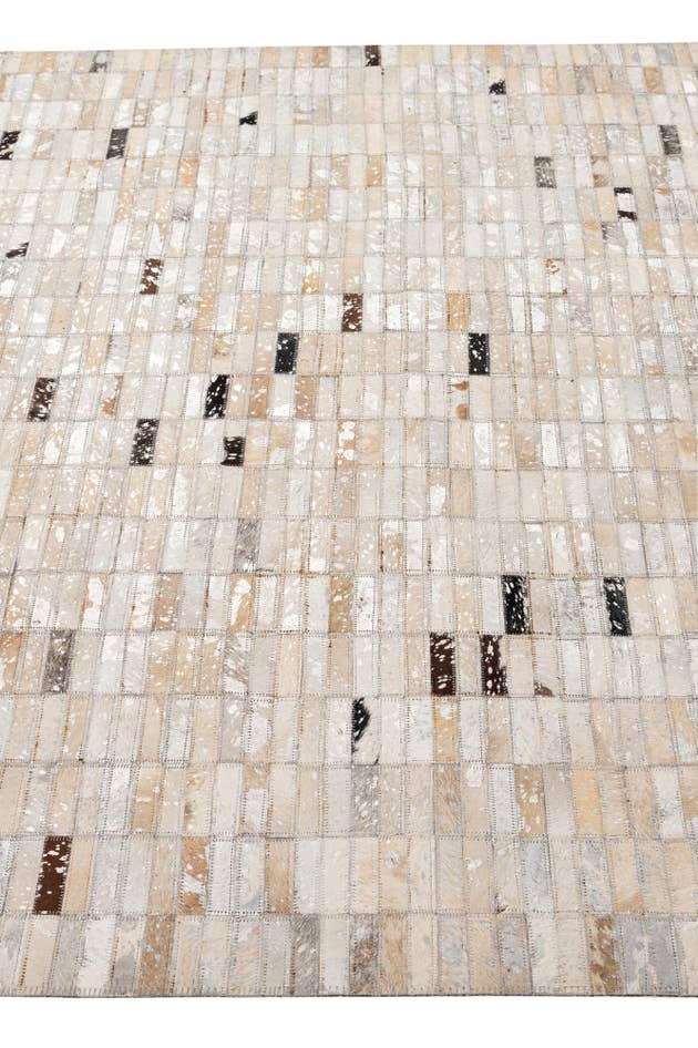 Detail image of 4' 11 x 7' 11 Cowhide - Patchwork Rug