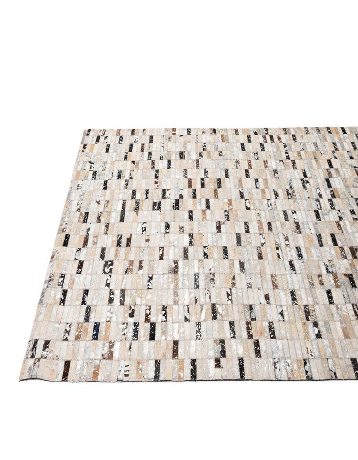 Detail image of 5' x 7' 11 Cowhide - Patchwork Rug