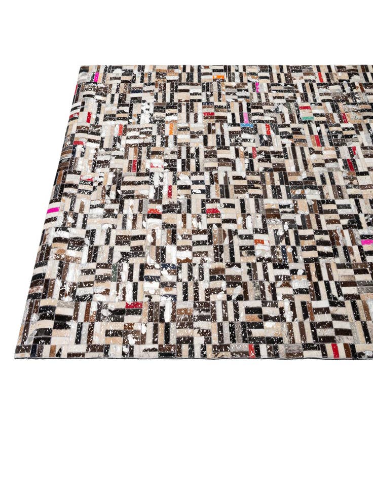 Detail image of 5' 2 x 8' Cowhide - Patchwork Rug