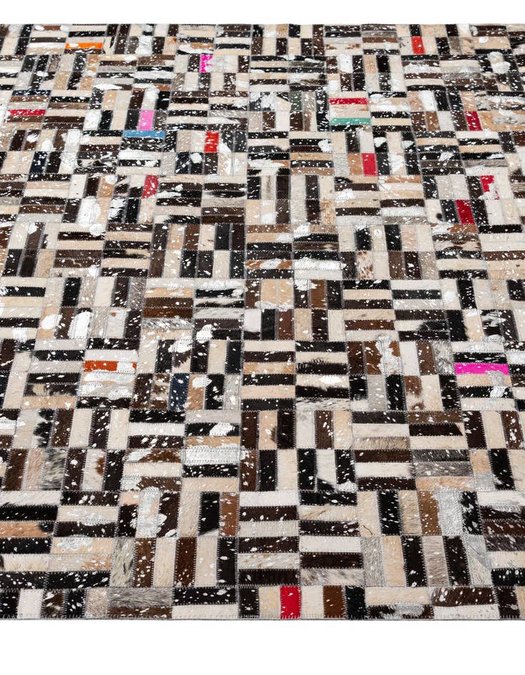 Detail image of 5' 2 x 8' Cowhide - Patchwork Rug
