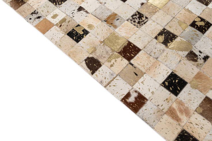 Detail image of 5' 1 x 8' Cowhide - Patchwork Rug