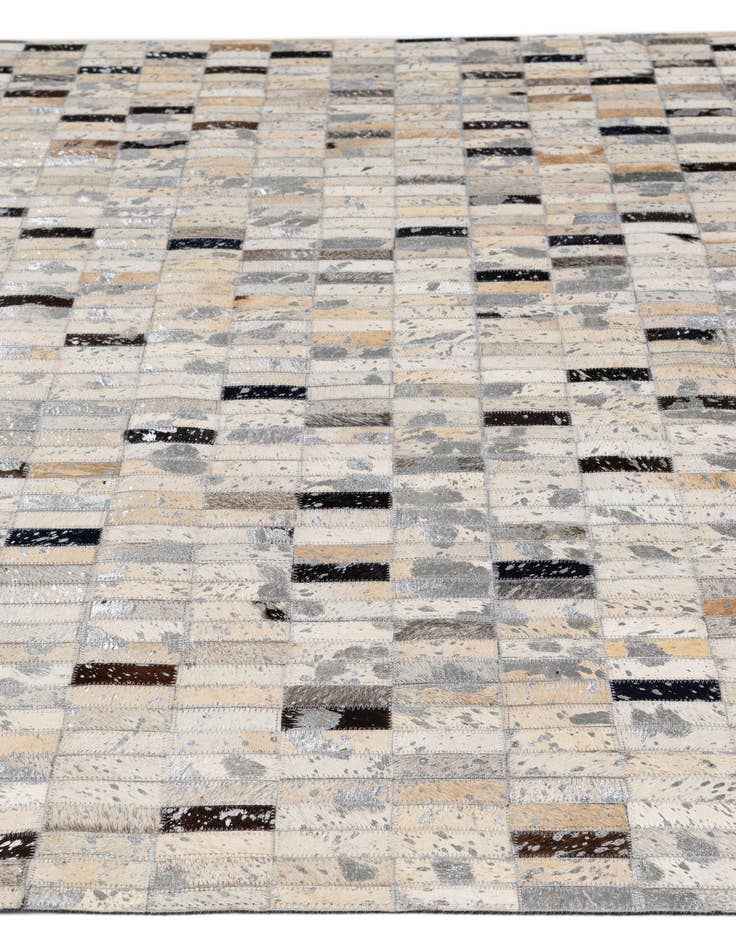 Detail image of 5' 1 x 8' 1 Cowhide - Patchwork Rug