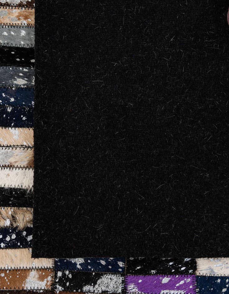 Detail image of 5' x 7' 11 Cowhide - Patchwork Rug