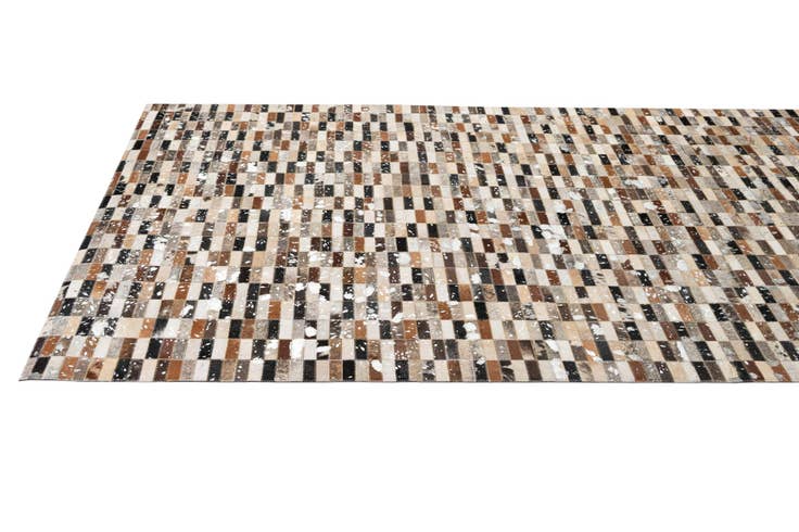 Detail image of 5' x 7' 11 Cowhide - Patchwork Rug