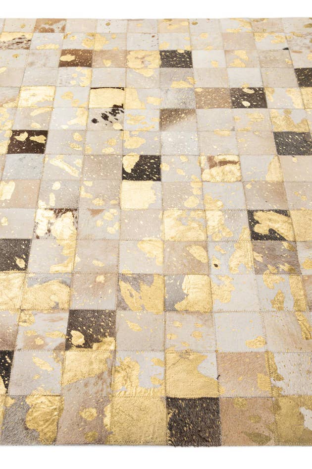 Detail image of 4' 11 x 7' 11 Cowhide - Patchwork Rug