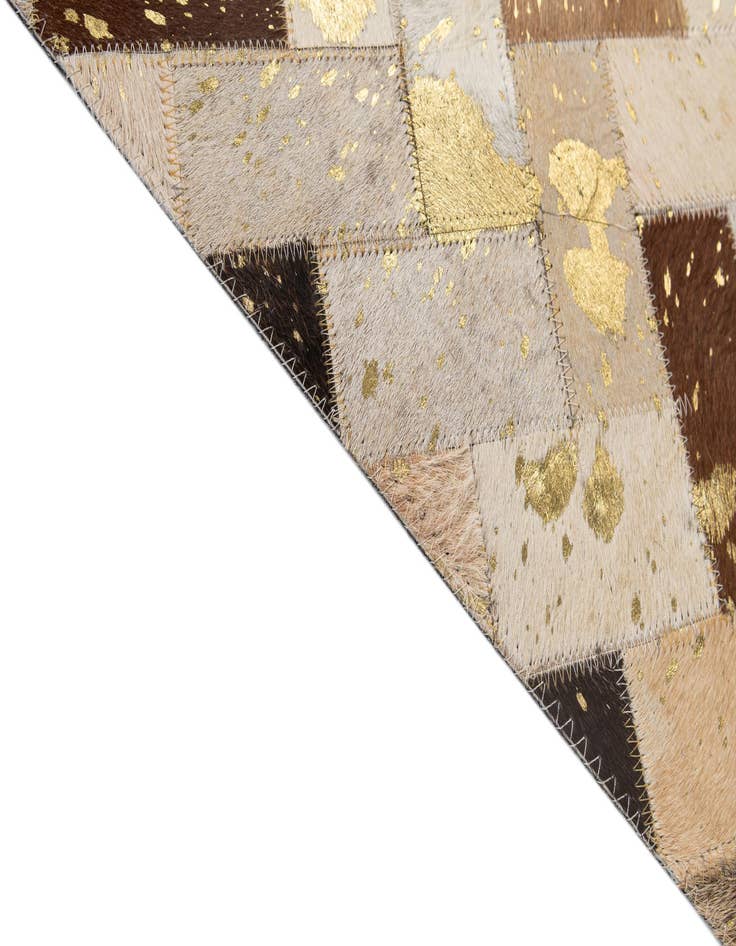 Detail image of 5' 1 x 7' 11 Cowhide - Patchwork Rug