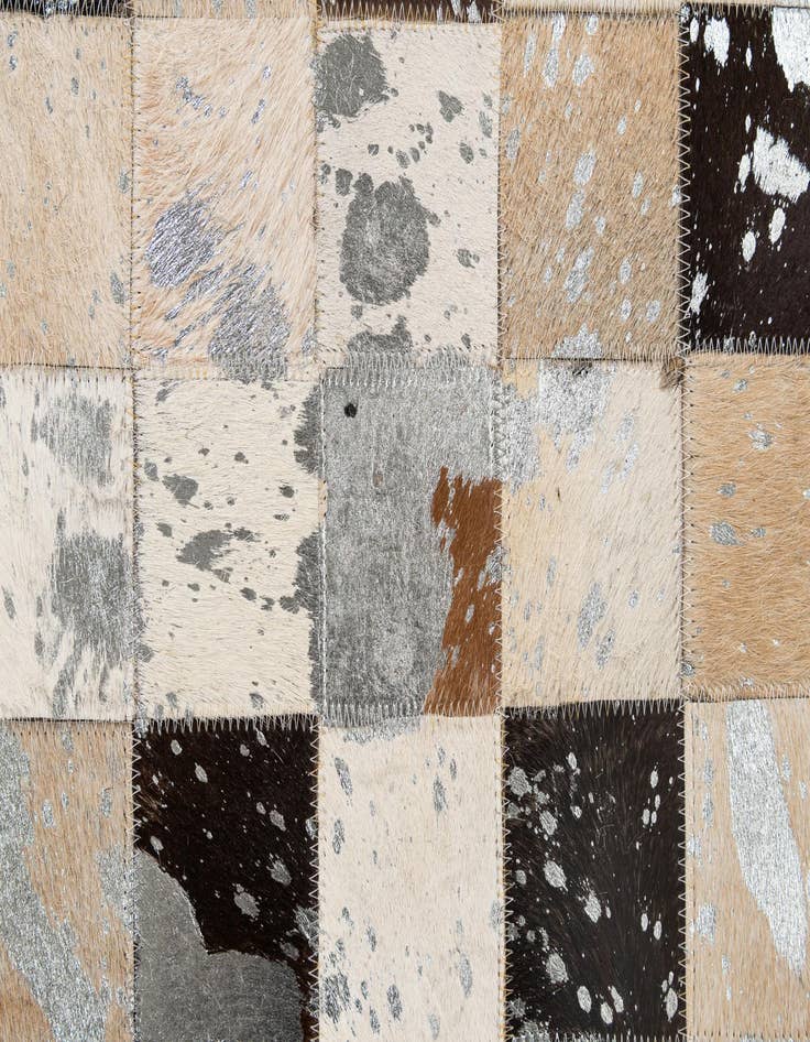 Detail image of 5' 1 x 8' 1 Cowhide - Patchwork Rug