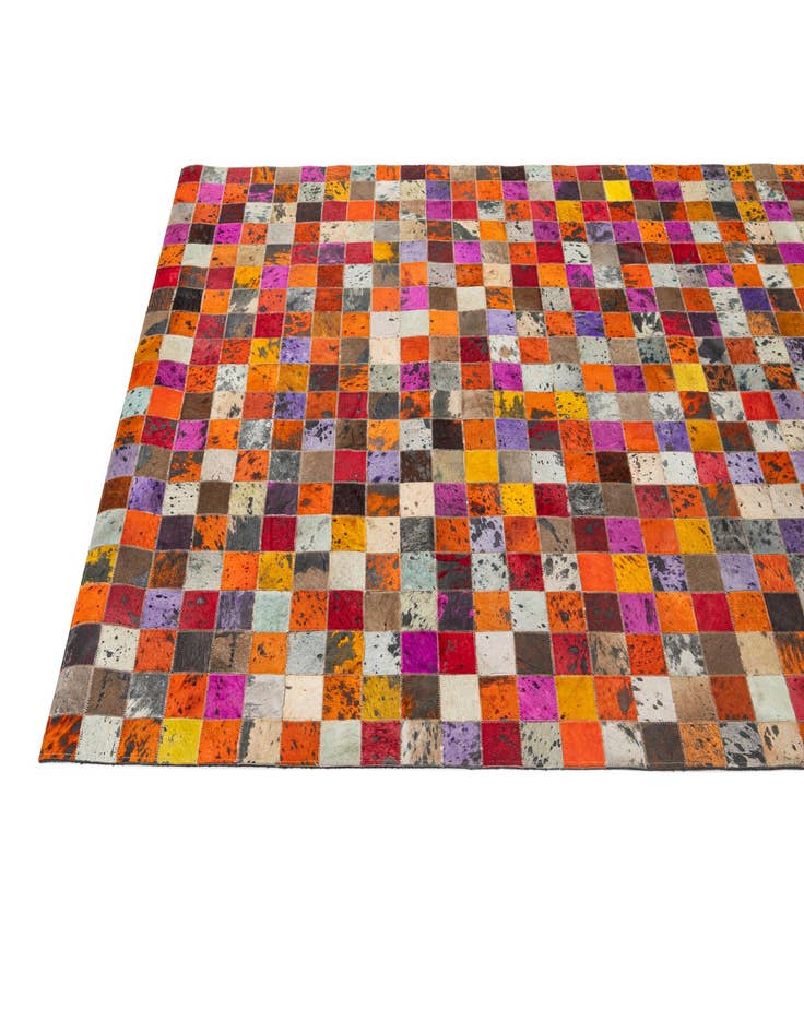 Detail image of 5' 1 x 7' 11 Cowhide - Patchwork Rug