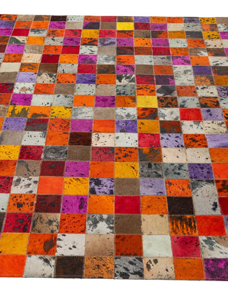 Detail image of 5' 1 x 7' 11 Cowhide - Patchwork Rug