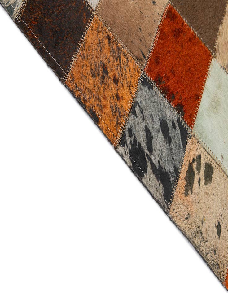 Detail image of 5' 1 x 7' 11 Cowhide - Patchwork Rug