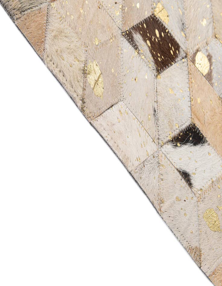 Detail image of 5' x 8' 1 Cowhide - Patchwork Rug