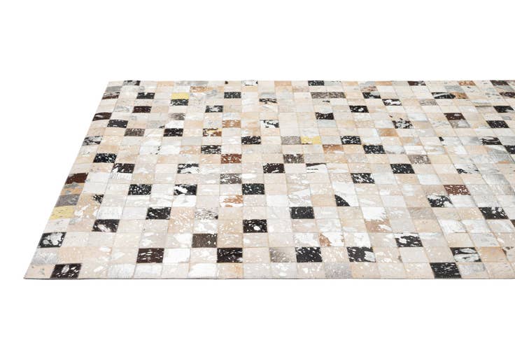 Detail image of 5' 1 x 7' 11 Cowhide - Patchwork Rug