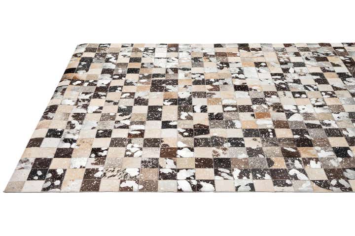5' 1 x 8' Cowhide - Patchwork Rug