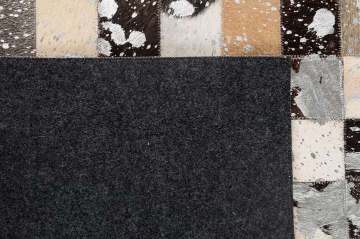 5' 1 x 8' Cowhide - Patchwork Rug
