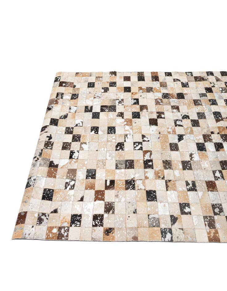 Detail image of 5' 1 x 7' 11 Cowhide - Patchwork Rug