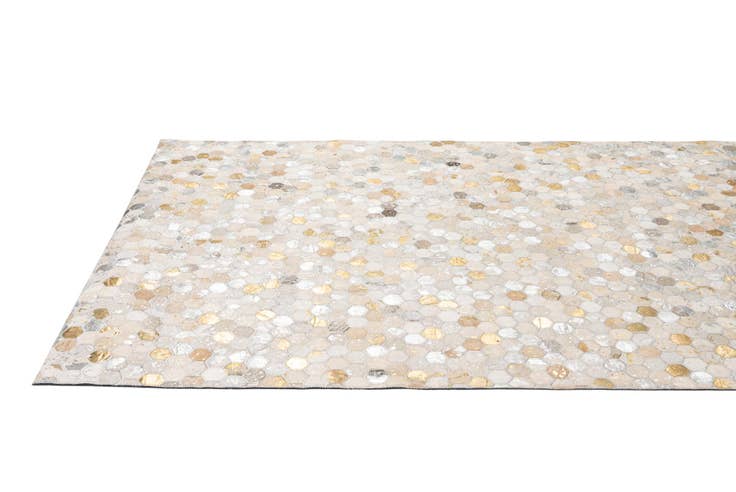 Detail image of 5' 1 x 8' Cowhide - Patchwork Rug