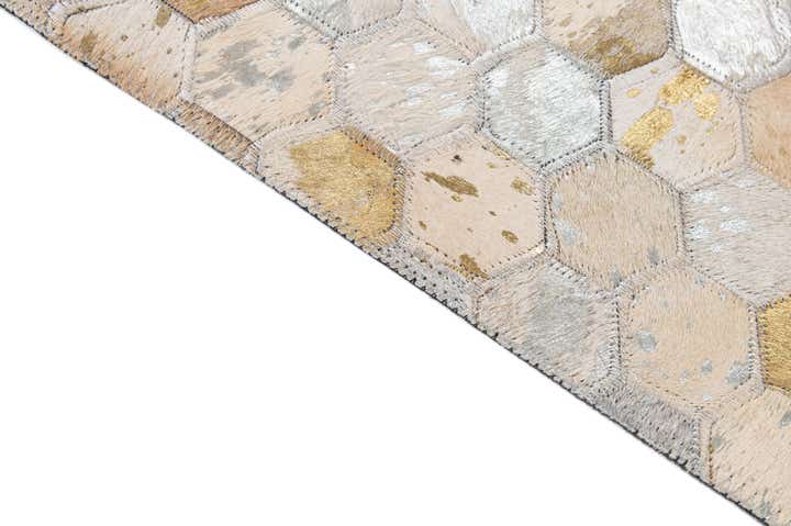 5' 1 x 8' Cowhide - Patchwork Rug