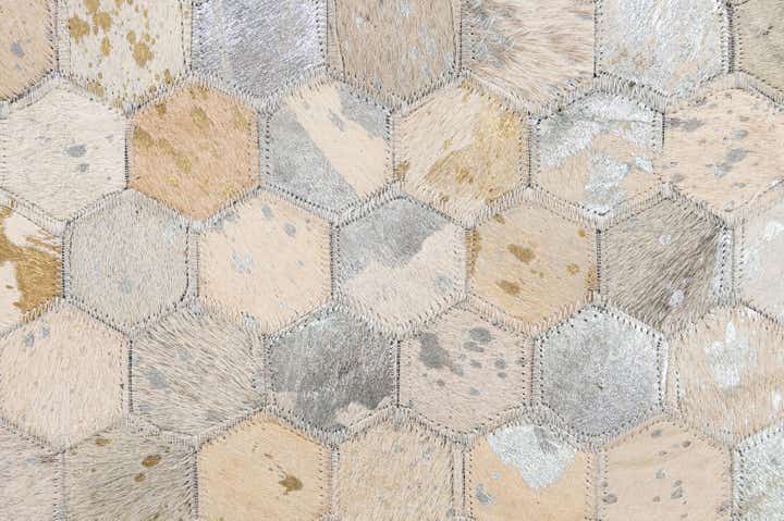 5' 1 x 8' Cowhide - Patchwork Rug