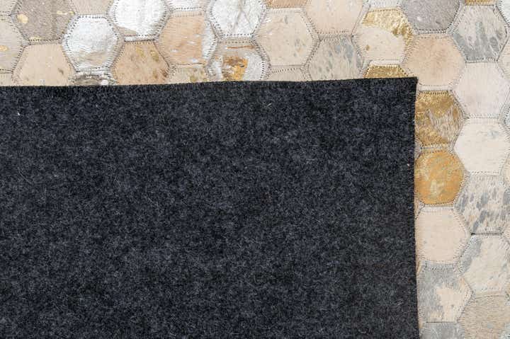 5' 1 x 8' Cowhide - Patchwork Rug