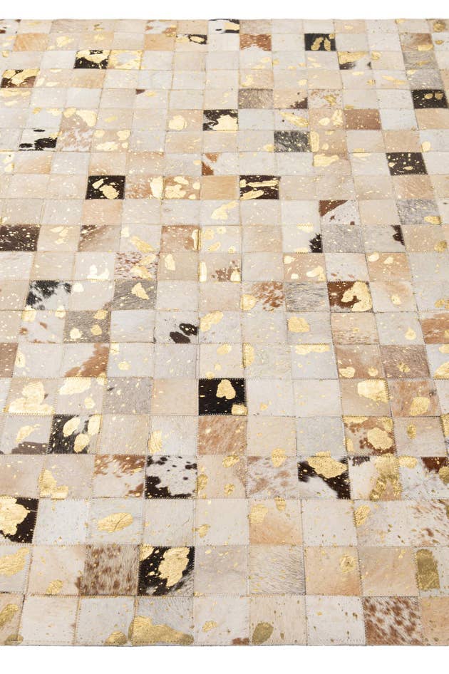 Detail image of 5' 3 x 8' Cowhide - Patchwork Rug