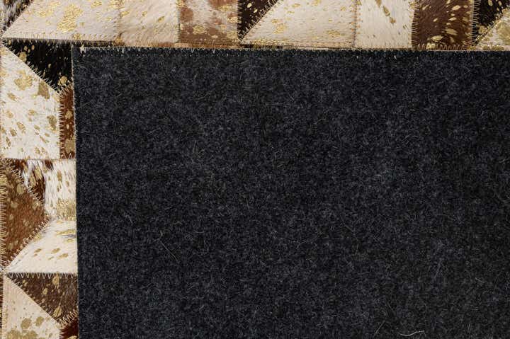 5' 2 x 8' Cowhide - Patchwork Rug