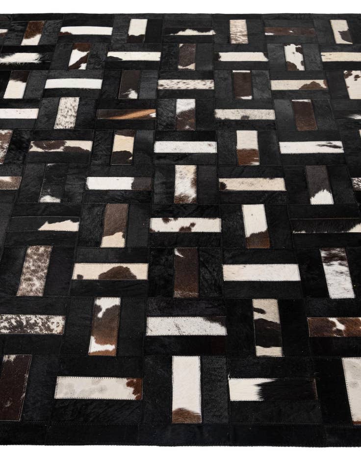 Detail image of 5' 4 x 8' 2 Cowhide - Patchwork Rug