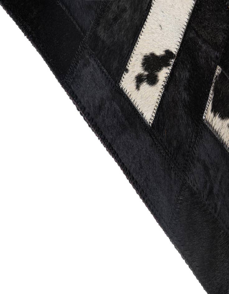 Detail image of 5' 4 x 8' 2 Cowhide - Patchwork Rug