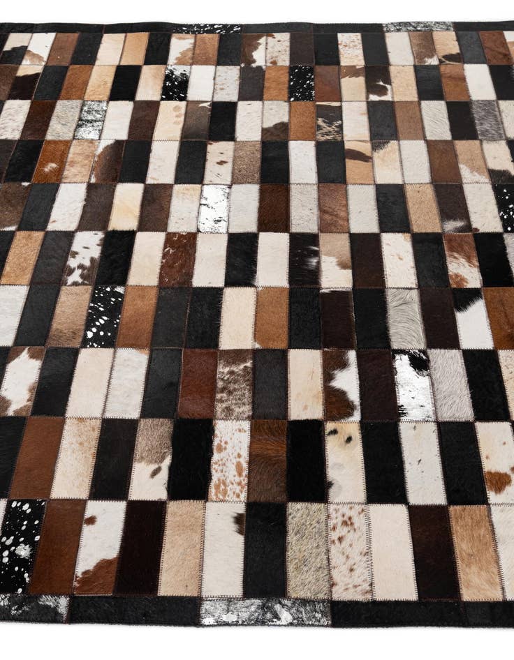 Detail image of 5' 3 x 8' 2 Cowhide - Patchwork Rug