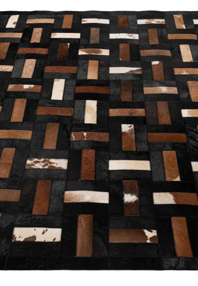 Detail image of 5' 3 x 8' 2 Cowhide - Patchwork Rug