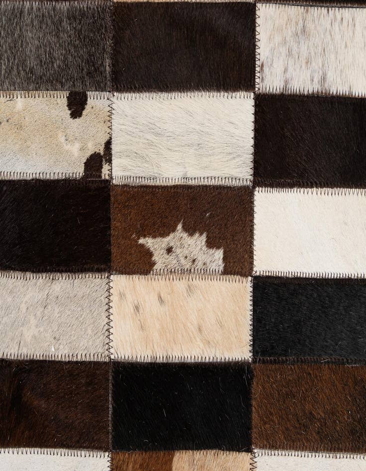 Detail image of 5' 3 x 8' 2 Cowhide - Patchwork Rug