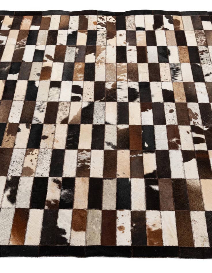 Detail image of 5' 3 x 7' 11 Cowhide - Patchwork Rug