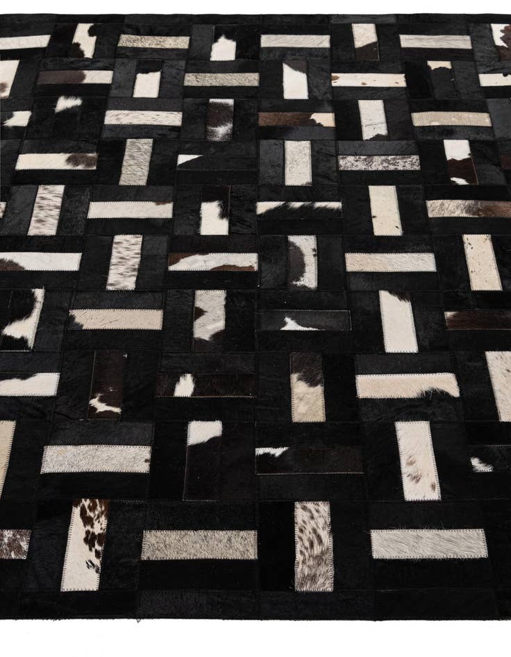 Detail image of 5' 3 x 8' 2 Cowhide - Patchwork Rug