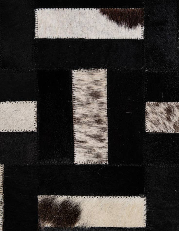 Detail image of 5' 3 x 8' 2 Cowhide - Patchwork Rug