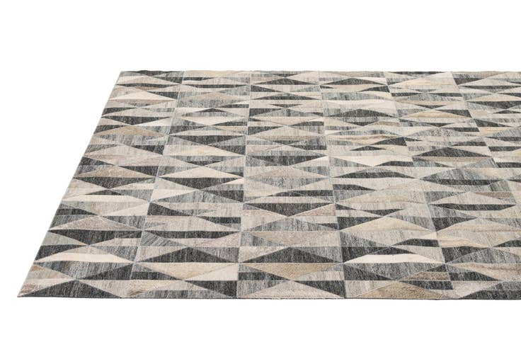 Detail image of 5' 2 x 7' 8 Cowhide - Patchwork Rug