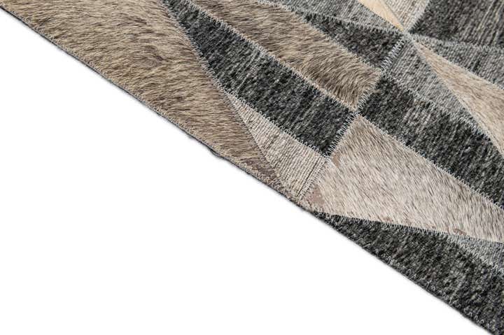 5' 2 x 7' 8 Cowhide - Patchwork Rug