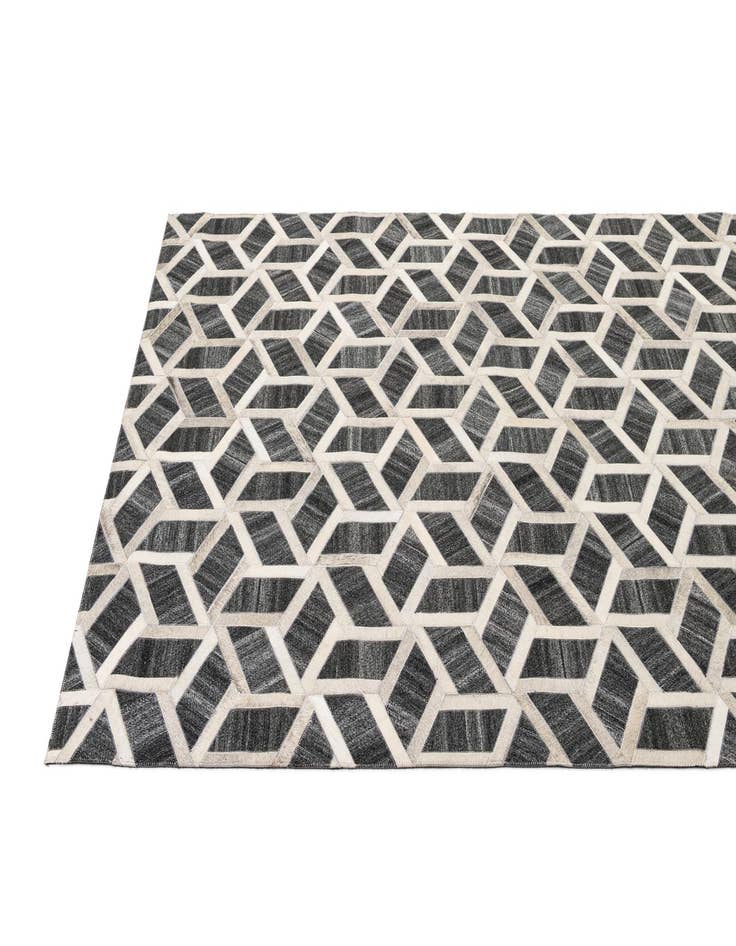 Detail image of 5' x 8' 1 Cowhide - Patchwork Rug